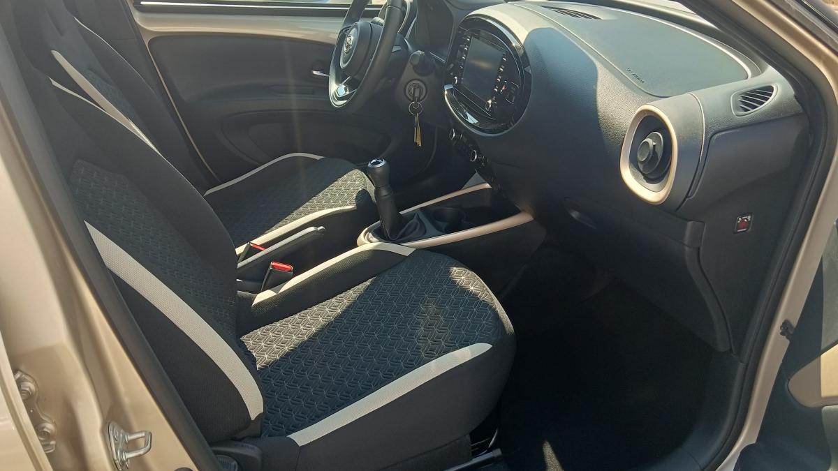 Toyota Aygo X 1.0 VVT-i 72 CV 5 porte Trend
